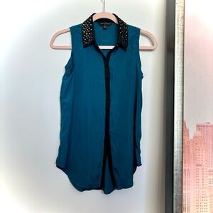 Rock & Republic studded collar button up tank XS